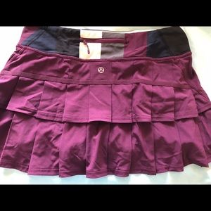 Maroon skort, size 6, barely used